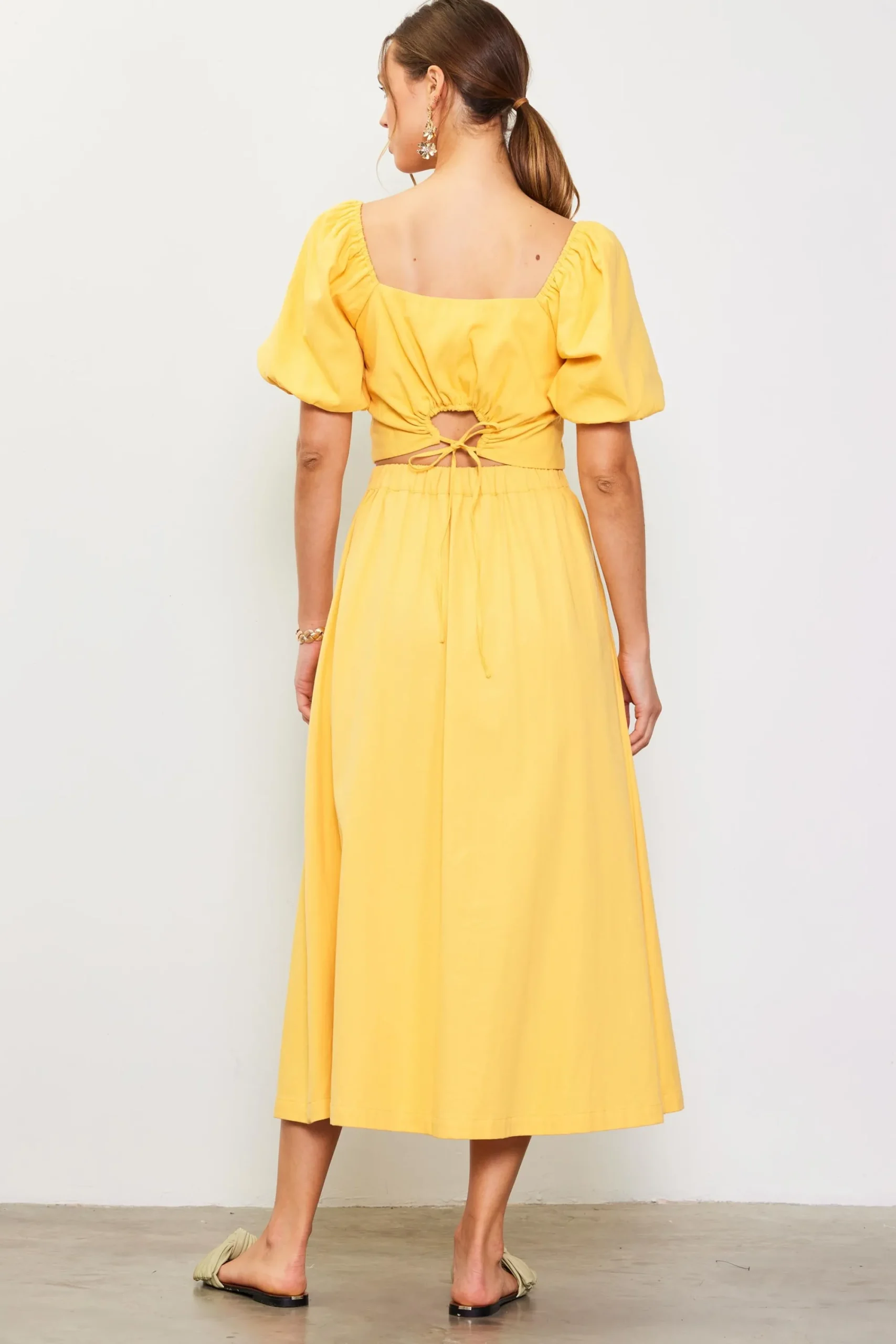 SKIES ARE BLUE Cinch-Back Square Neck Top* Short Sleeve Tops