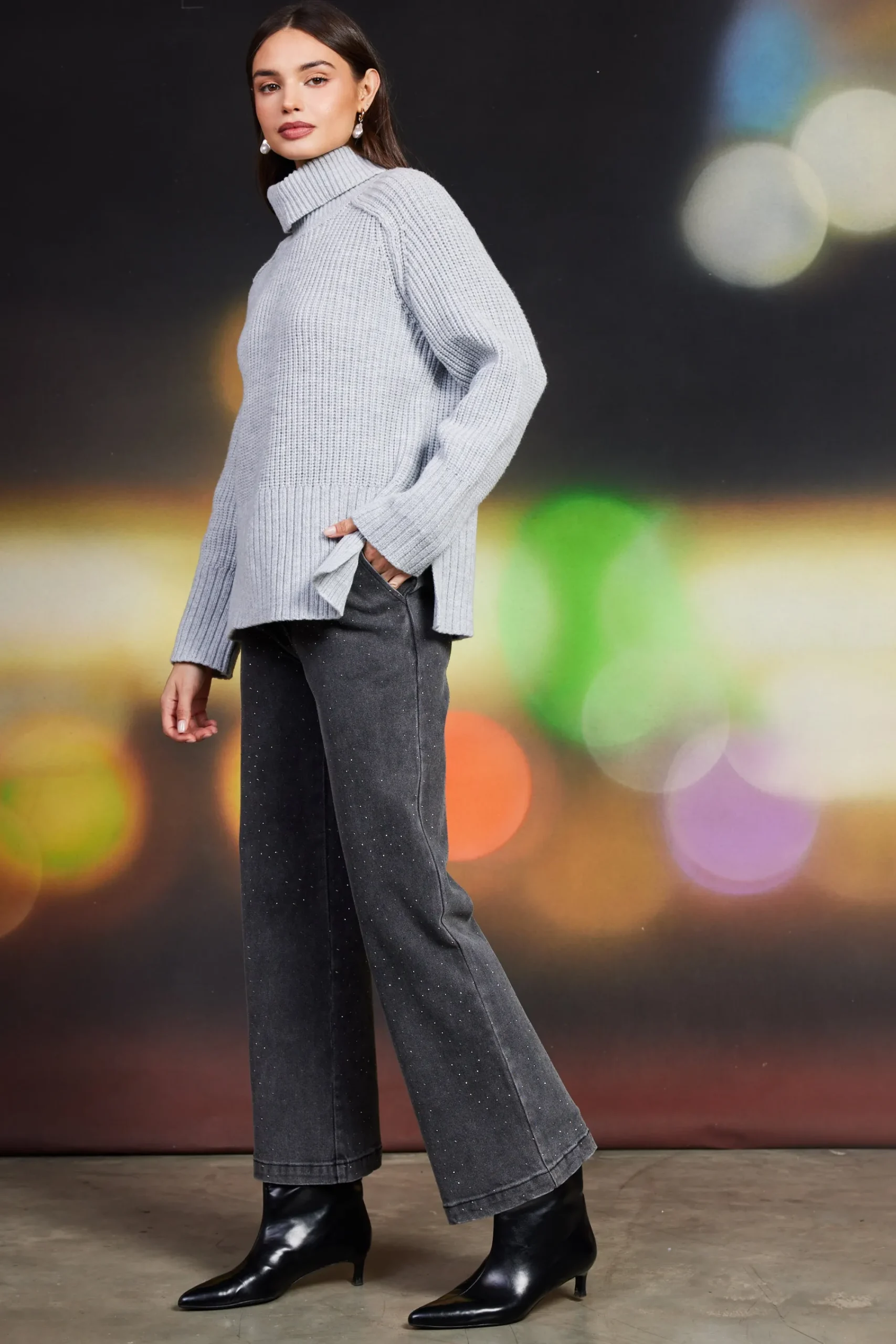 SKIES ARE BLUE Lydia Rhinestone Denim Pants* Pants