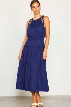 SKIES ARE BLUE Pleated Halter Midi Dress* Midi Dresses