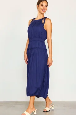 SKIES ARE BLUE Pleated Halter Midi Dress* Midi Dresses