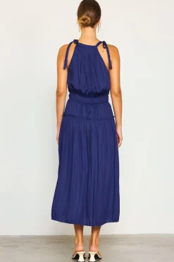 SKIES ARE BLUE Pleated Halter Midi Dress* Midi Dresses