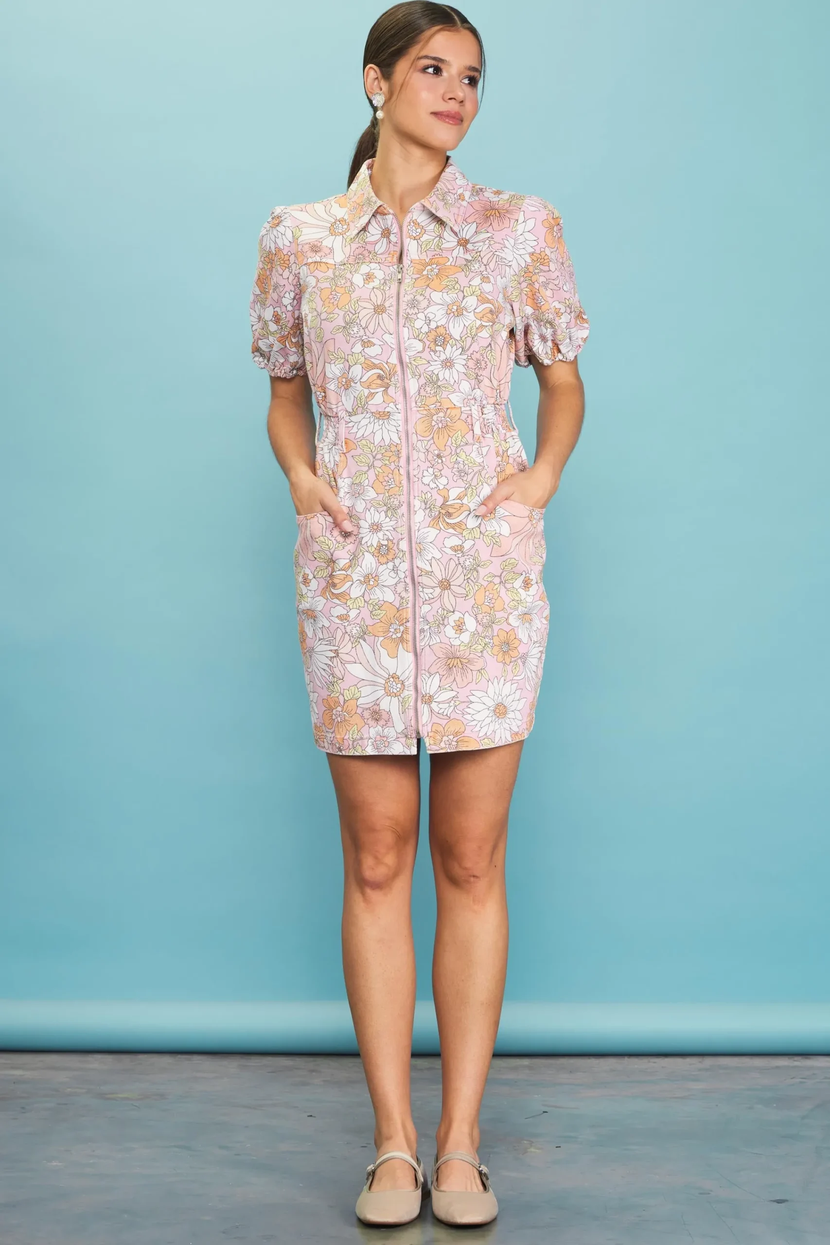 SKIES ARE BLUE Retro Collared Mini Dress* Mini Dresses