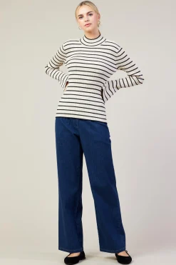 SKIES ARE BLUE Ribbed Flared Longsleeve Top* Long Sleeve Tops